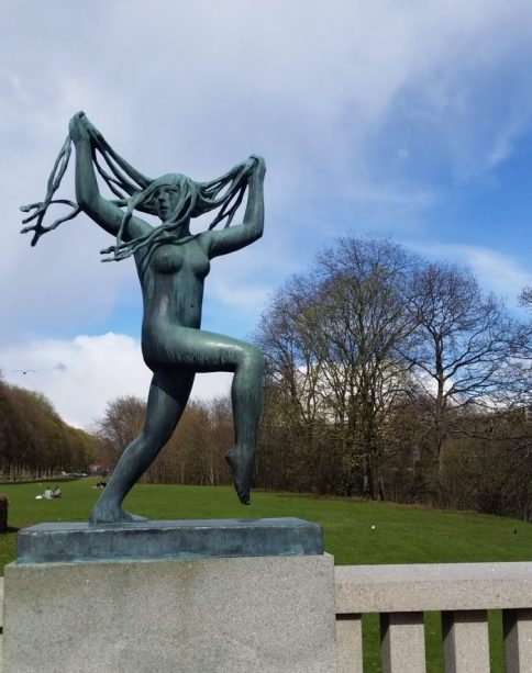 statue woman with hair vigelund