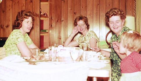 Karin with mom, aunt and grandma
